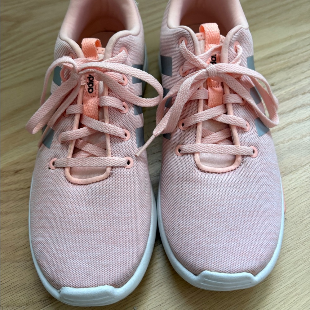 Adidas cloudfoam 6Y